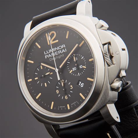 pre owned panerai luminor gmt|luminor Panerai daylight price.